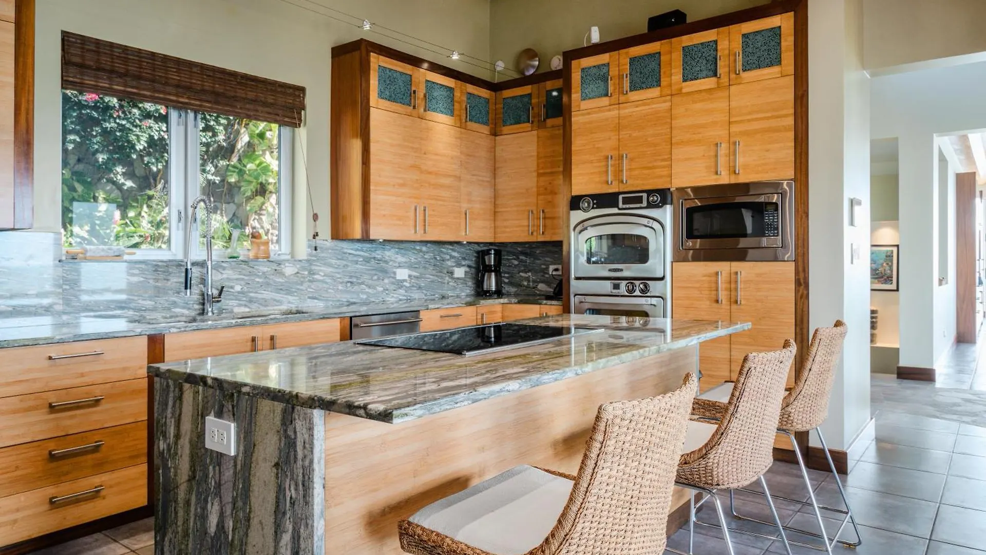 Beautiful 3 Story 8,000 Sq Ft Oceanside Mansion Villa Nevis