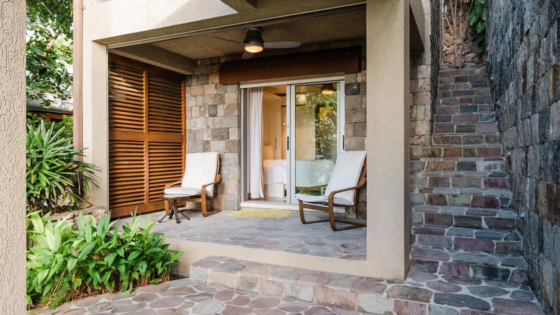 Beautiful 3 Story 8,000 Sq Ft Oceanside Mansion Villa Nevis