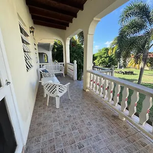 Cotton Heights Pensión